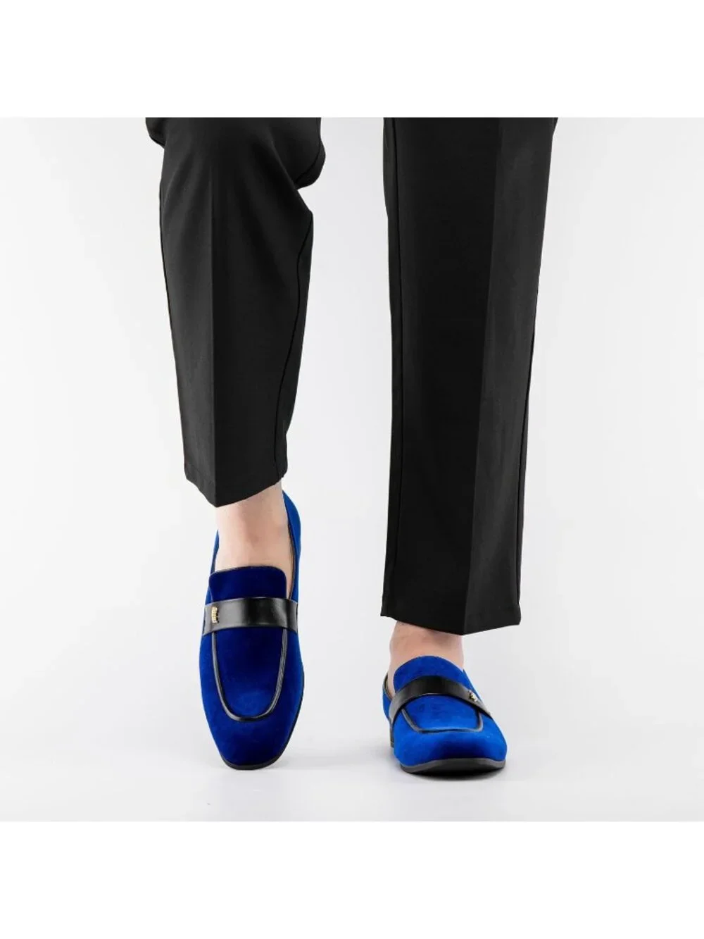 Men's Blue Velvet Luxury Loafers Slip On Party Fashion Pull On Dress Shoes
